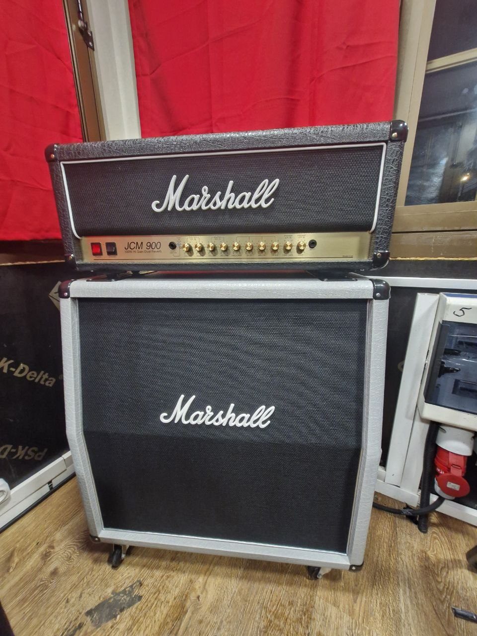 Гитарные комбики Marshall